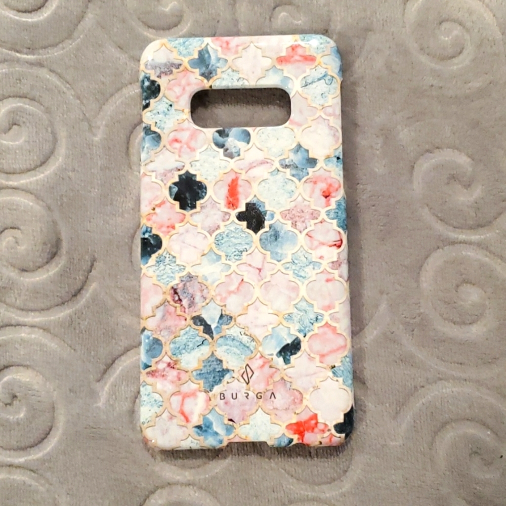 Burga cell phone cover for Galaxy S10e